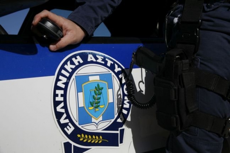 &Nu;έ&alpha; &Alpha;&rho;&tau;ά&kappa;&eta;-&Pi;&omicron;&upsilon;&lambda;&omicron;ύ&sigma;&epsilon; &lambda;&alpha;&theta;&rho;&alpha;ί&alpha; &tau;&sigma;&iota;&gamma;ά&rho;&alpha;