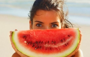 &Beta;&alpha;&lambda;&tau;&epsilon; &kappa;&alpha;&rho;&pi;&omicron;&upsilon;&zeta;&iota; &sigma;&tau;&omicron; &pi;&rho;&omicron;&sigma;&omega;&pi;&omicron;