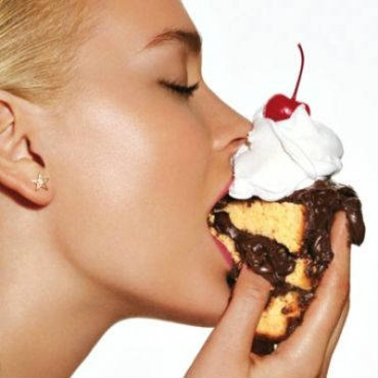 Έ&rho;&epsilon;&upsilon;&nu;&alpha;-&Delta;ί&alpha;&iota;&tau;&alpha; &kappa;&alpha;&iota; &gamma;&lambda;&upsilon;&kappa;ό