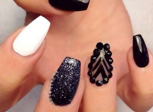 &Nu;ύ&chi;&iota;&alpha; - &Phi;&theta;&iota;&nu;ό&pi;&omega;&rho;&omicron; 2016