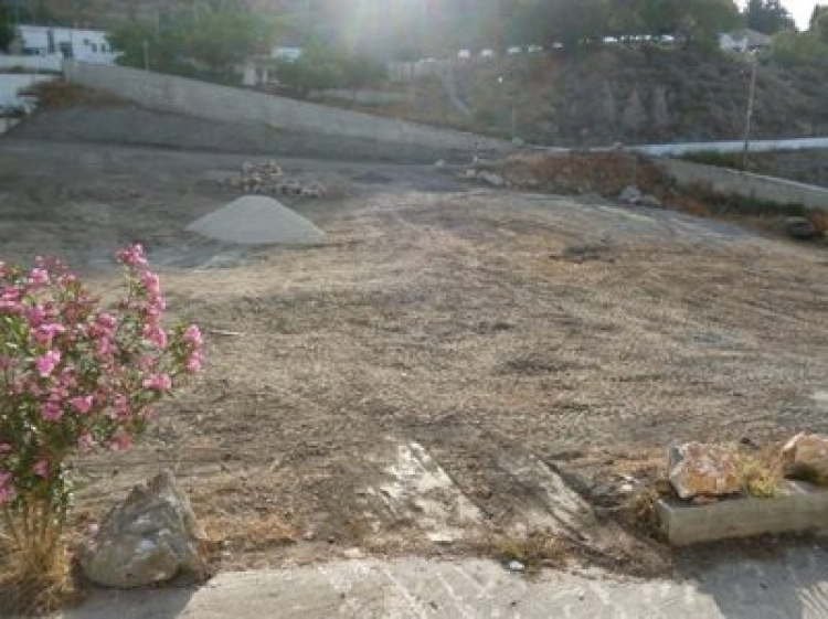 &Delta;ή&mu;&omicron;&sigmaf; &Sigma;&kappa;ύ&rho;&omicron;&upsilon;-&Beta;&epsilon;&lambda;&tau;&iota;ώ&sigma;&epsilon;&iota;&sigmaf; &sigma;&tau;&eta; &sigma;&tau;ά&theta;&mu;&epsilon;&upsilon;&sigma;&eta;