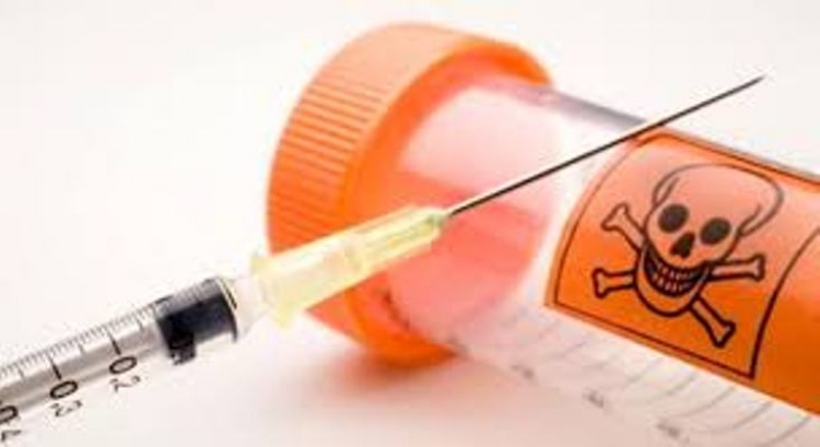 &Eta; &pi;&rho;ώ&tau;&eta; &epsilon;&upsilon;&theta;&alpha;&nu;&alpha;&sigma;ί&alpha; &sigma;&tau;&eta;&nu; &Epsilon;&lambda;&lambda;ά&delta;&alpha;