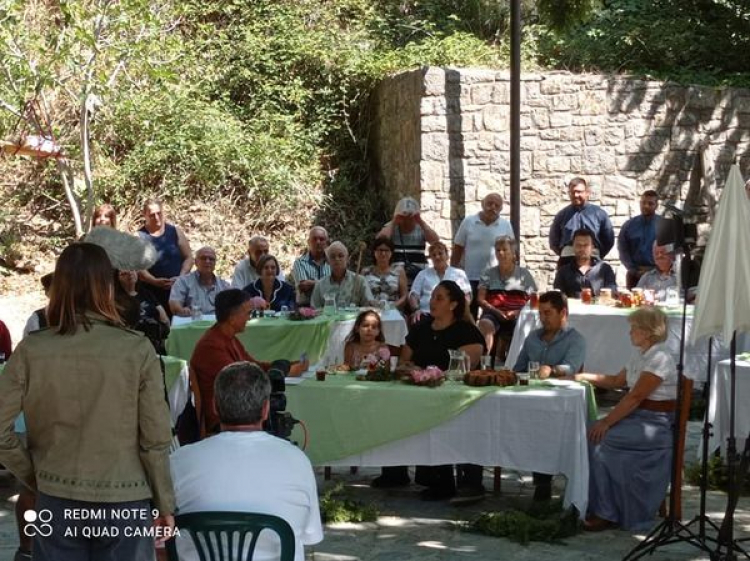 &Eta; &epsilon;&kappa;&pi;&omicron;&mu;&pi;ή &Kappa;&upsilon;&rho;&iota;&alpha;&kappa;ή &sigma;&tau;&omicron; &chi;&omega;&rho;&iota;ό &sigma;&tau;&eta;&nu; ό&mu;&omicron;&rho;&phi;&eta; &Sigma;έ&tau;&tau;&alpha;