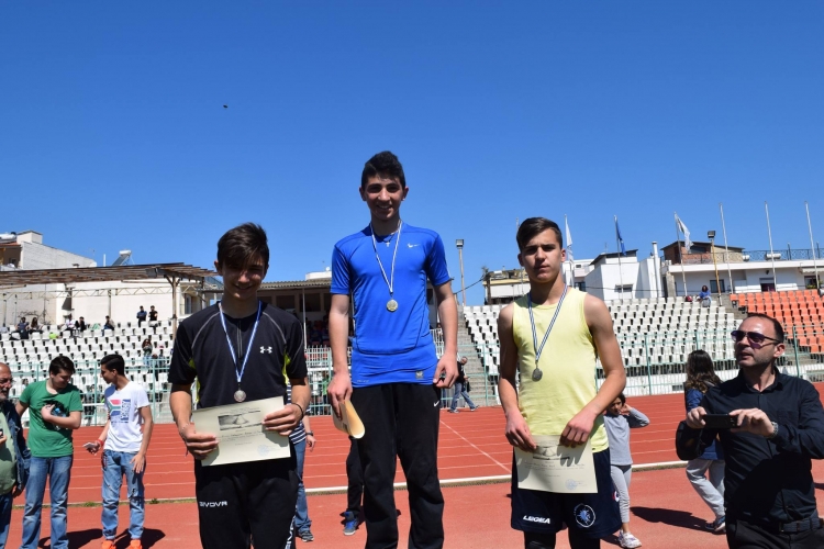 &Alpha;&theta;&lambda;&eta;&tau;ή&sigmaf; &tau;&omicron;&upsilon; &Epsilon;&Upsilon;&Beta;&Omicron;Ϊ&Kappa;&Omicron;&Upsilon; &Gamma;.&Alpha;.&Sigma; &sigma;&tau;&omicron;&nu; &Alpha;&upsilon;&theta;&epsilon;&nu;&tau;&iota;&kappa;ό &Mu;&alpha;&rho;&alpha;&theta;ώ&nu;&iota;&omicron;