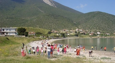 &Kappa;&alpha;&theta;&alpha;&rho;ί&zeta;&omicron;&upsilon;&nu; &tau;&omicron; &Lambda;&iota;&mu;&alpha;&nu;ά&kappa;&iota; &tau;&eta;&sigmaf; &Pi;&alpha;&nu;&alpha;&gamma;ί&tau;&sigma;&alpha;&sigmaf; &Delta;&rho;&omicron;&sigma;&iota;ά&sigmaf;