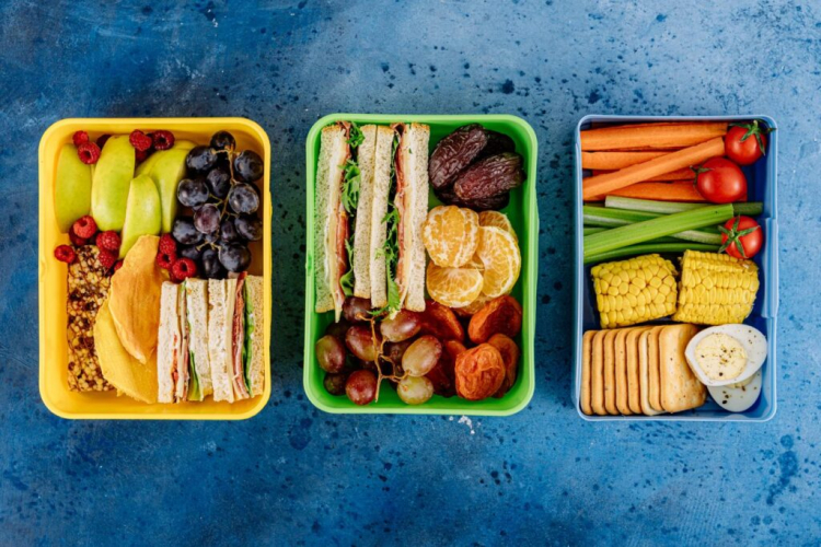 &Kappa;&alpha;&lambda;&omicron;&kappa;&alpha;&iota;&rho;&iota;&nu;έ&sigmaf; &iota;&delta;έ&epsilon;&sigmaf; &gamma;&iota;&alpha; &nu;&alpha; &beta;ά&lambda;&epsilon;&iota;&sigmaf; &sigma;&tau;&omicron; lunch box &tau;&eta;&sigmaf; &delta;&omicron;&upsilon;&lambda;&epsilon;&iota;ά&sigmaf; &sigma;&omicron;&upsilon;
