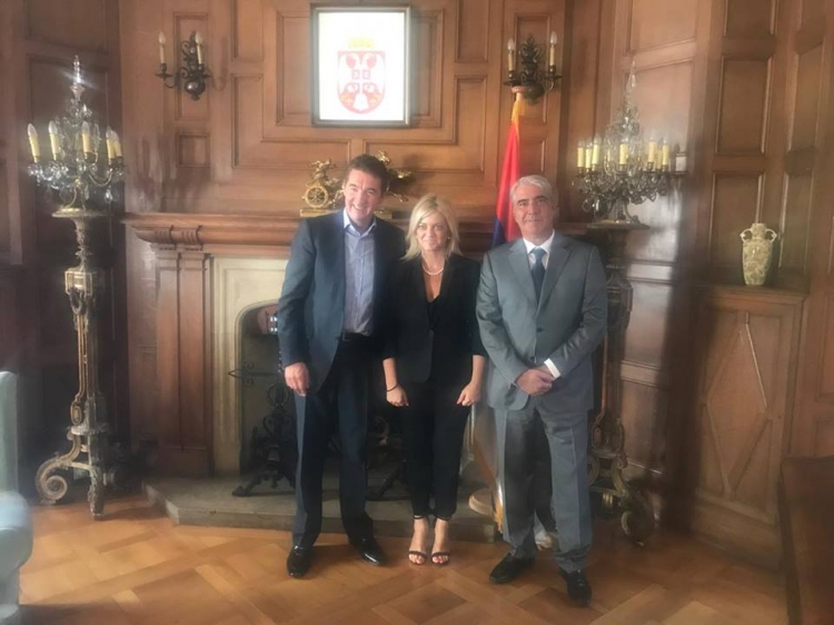 &Eta; &Delta;ή&mu;&alpha;&rho;&chi;&omicron;&sigmaf; &Alpha;&iota;&delta;&eta;&psi;&omicron;&upsilon; &sigma;&tau;&omicron;&nu; &Pi;&rho;&epsilon;&sigma;&beta;&eta; &tau;&eta;&sigmaf; &Sigma;&epsilon;&rho;&beta;&iota;&alpha;&sigmaf;