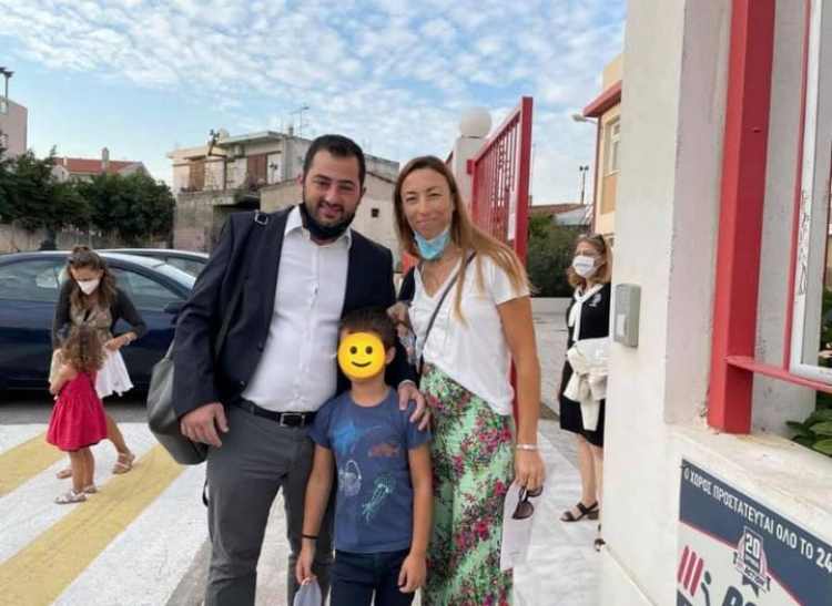 &Upsilon;&pi;&epsilon;&rho;ή&phi;&alpha;&nu;&omicron;&sigmaf; &mu;&pi;&alpha;&mu;&pi;ά&sigmaf; &omicron; &Phi;ά&nu;&eta;&sigmaf; &Sigma;&pi;&alpha;&nu;ό&sigmaf;..