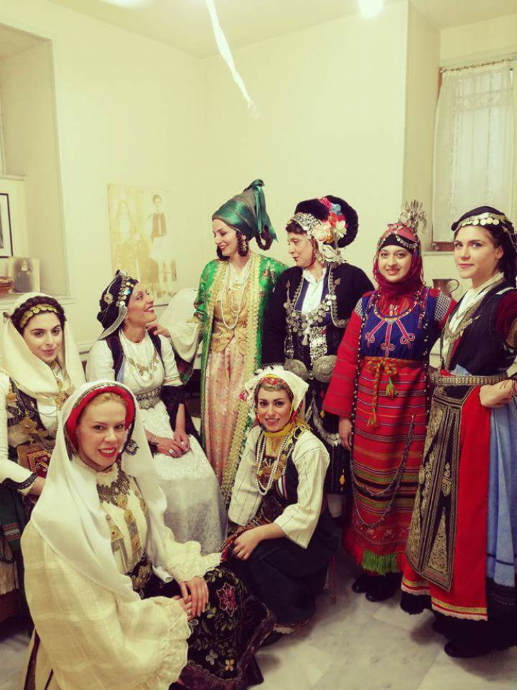 &Mu;&pi;&rho;ά&beta;&omicron; &sigma;&tau;&omicron; &Lambda;ύ&kappa;&epsilon;&iota;&omicron; &Epsilon;&lambda;&lambda;&eta;&nu;ί&delta;&omega;&nu; &Chi;&alpha;&lambda;&kappa;ί&delta;&alpha;&sigmaf;!