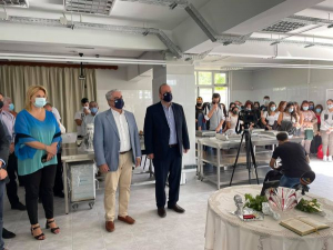 &Xi;&epsilon;&kappa;ί&nu;&eta;&sigma;&epsilon; &eta; &sigma;&chi;&omicron;&lambda;&iota;&kappa;ή &chi;&rho;&omicron;&nu;&iota;ά &gamma;&iota;&alpha; &tau;&iota;&sigmaf; &Epsilon;&pi;&alpha;&gamma;&gamma;&epsilon;&lambda;&mu;&alpha;&tau;&iota;&kappa;έ&sigmaf; &Sigma;&chi;&omicron;&lambda;έ&sigmaf; &Mu;&alpha;&theta;&eta;&tau;&epsilon;ί&alpha;&sigmaf; &tau;&omicron;&upsilon; &Omicron;&Alpha;&Epsilon;&Delta;  &sigma;&tau;&omicron; &Beta;&alpha;&sigma;&iota;&lambda;&iota;&kappa;ό