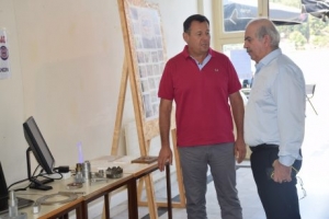 &Epsilon;&nu;&delta;&iota;&alpha;&phi;έ&rho;&omicron;&nu;  &eta; έ&kappa;&theta;&epsilon;&sigma;&eta; &tau;&omega;&nu; &Epsilon;&pi;&alpha;&gamma;&gamma;&epsilon;&lambda;&mu;&alpha;&tau;&iota;&kappa;ώ&nu; &Sigma;&chi;&omicron;&lambda;ώ&nu; &Mu;&alpha;&theta;&eta;&tau;&epsilon;ί&alpha;&sigmaf; &tau;&omicron;&upsilon; &Omicron;&Alpha;&Epsilon;&Delta;!!!