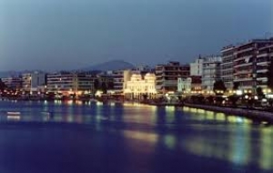 &Tau;&iota; &alpha;&lambda;&lambda;ά&zeta;&epsilon;&iota; &sigma;&tau;&eta; &Chi;&alpha;&lambda;&kappa;ί&delta;&alpha;;